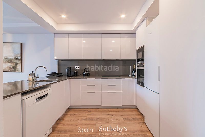 Foto 74c494e8-0634-4112-ac34-17369190abef. Àtic amb calefacció a Dreta de l´Eixample Barcelona
