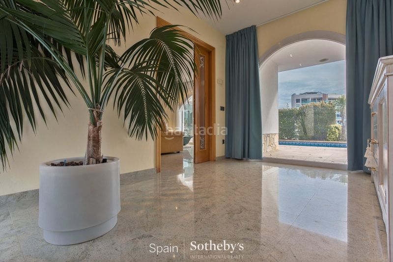 Foto 5a9b8ce7-ff25-4786-8bd2-eeee8e080aff. Casa amb aparcament piscina a Santa Margarida Roses