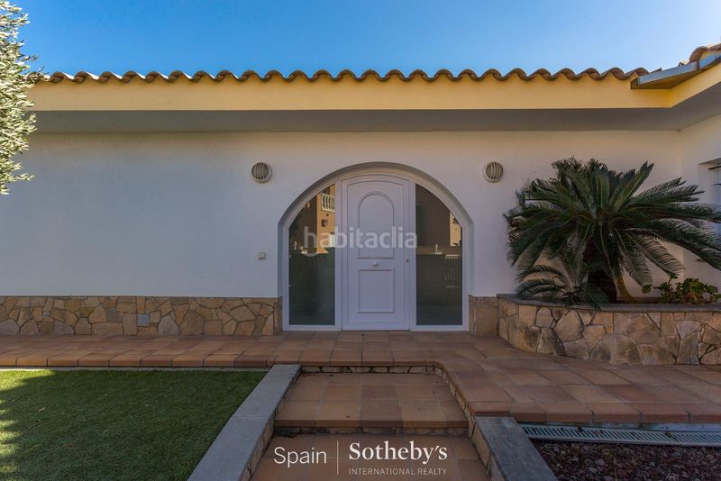 Foto 6d169497-bbf0-40ea-91ca-4022f4665768. Casa amb aparcament piscina a Santa Margarida Roses