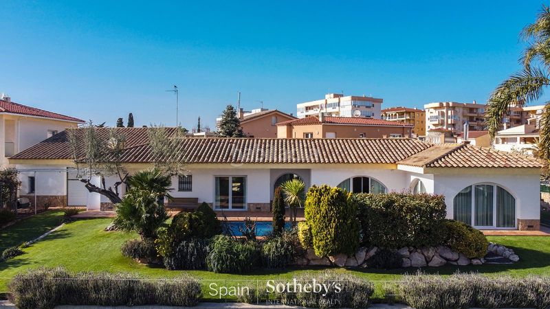 Foto d76b7e18-c5fb-4479-8c98-f85a5923c709. Casa amb aparcament piscina a Santa Margarida Roses