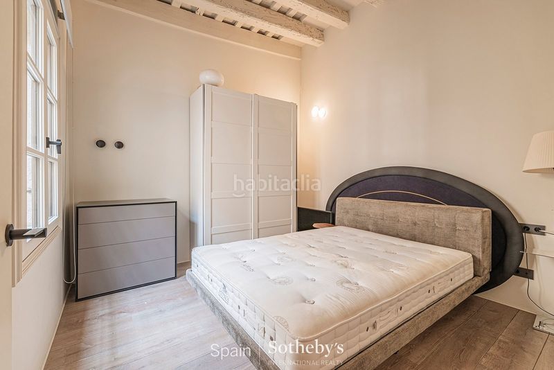 Foto 80920cd6-46d0-4360-b789-bef658978a00. Apartament amb calefacció a St. Pere - Sta. Caterina - El Born Barcelona