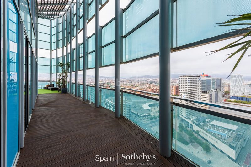 Foto 46b34f49-ca27-435f-87dd-be7123986a5b. Àtic amb calefacció piscina a Diagonal Mar i el Front Marítim del Poblenou Barcelona