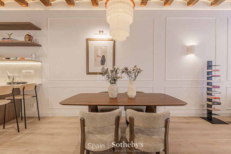 Foto 3d37394b-5cd8-43ec-9d85-c6e6569ae7d6. Apartament amb calefacció a El Poble Sec - Parc de Montjuïc Barcelona