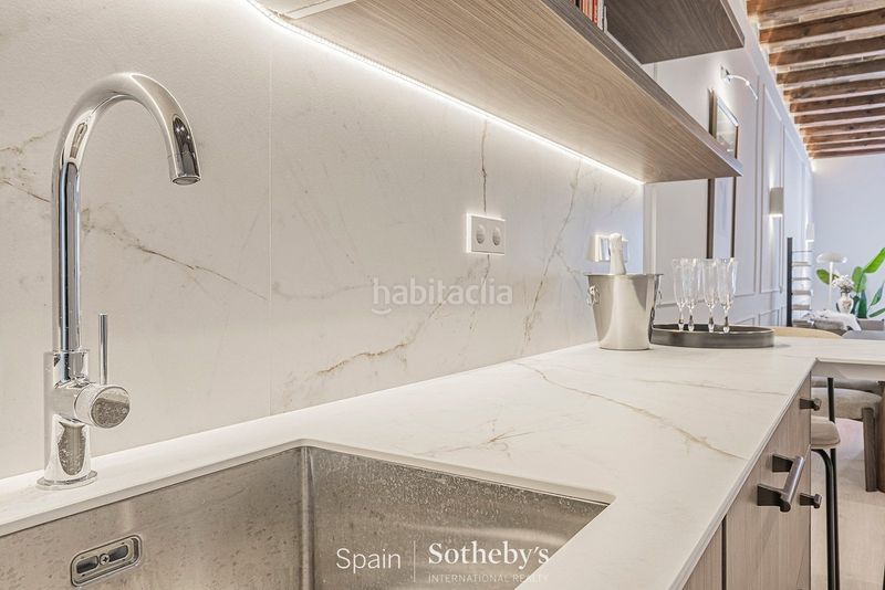 Foto 49f766ca-6154-4521-a10c-0f0f0b5f8358. Apartament amb calefacció a El Poble Sec - Parc de Montjuïc Barcelona