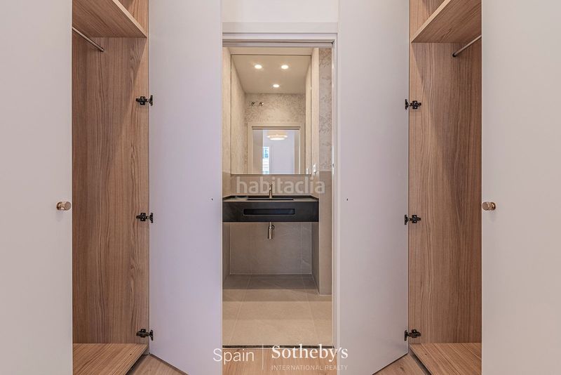 Foto 4d68b3d6-05ce-4e57-b52a-e700755ccb8a. Apartament amb calefacció a El Poble Sec - Parc de Montjuïc Barcelona