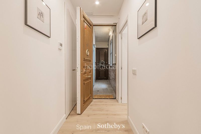 Foto 9072a1ba-63d7-44ad-809b-ea8d4800f62b. Apartament amb calefacció a El Poble Sec - Parc de Montjuïc Barcelona