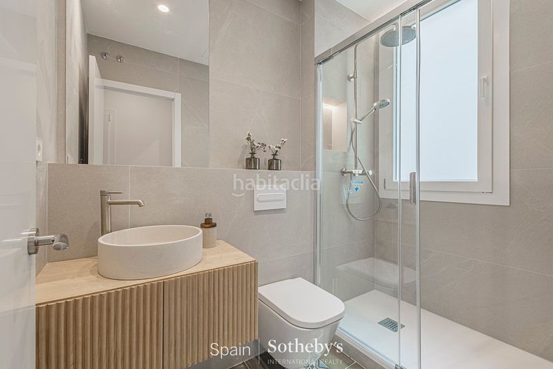 Foto bdfcb032-2965-4f8f-aa1c-7aa88993fb9c. Apartament amb calefacció a El Poble Sec - Parc de Montjuïc Barcelona