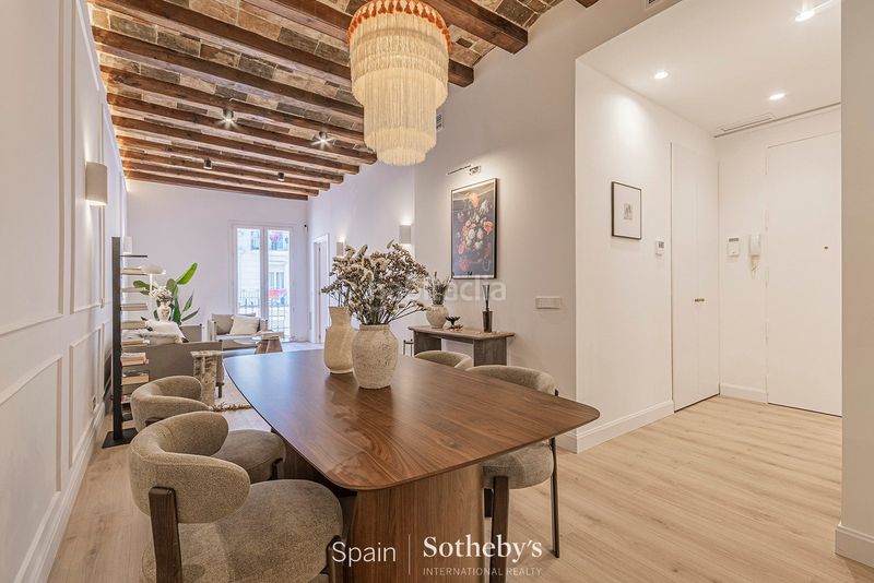 Foto ef65e1f1-f416-43b2-9200-959b46e41772. Apartament amb calefacció a El Poble Sec - Parc de Montjuïc Barcelona