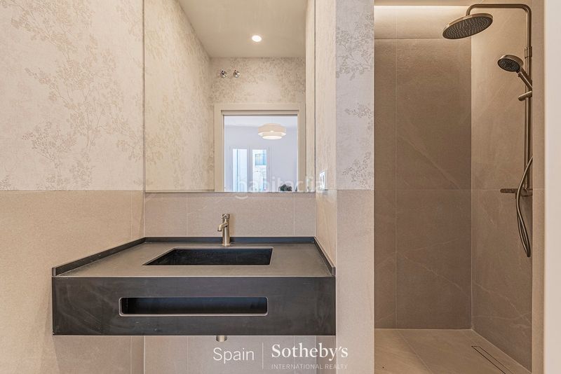 Foto f6c21b27-7bd2-4ecd-8c34-ce8a13e12d50. Apartament amb calefacció a El Poble Sec - Parc de Montjuïc Barcelona