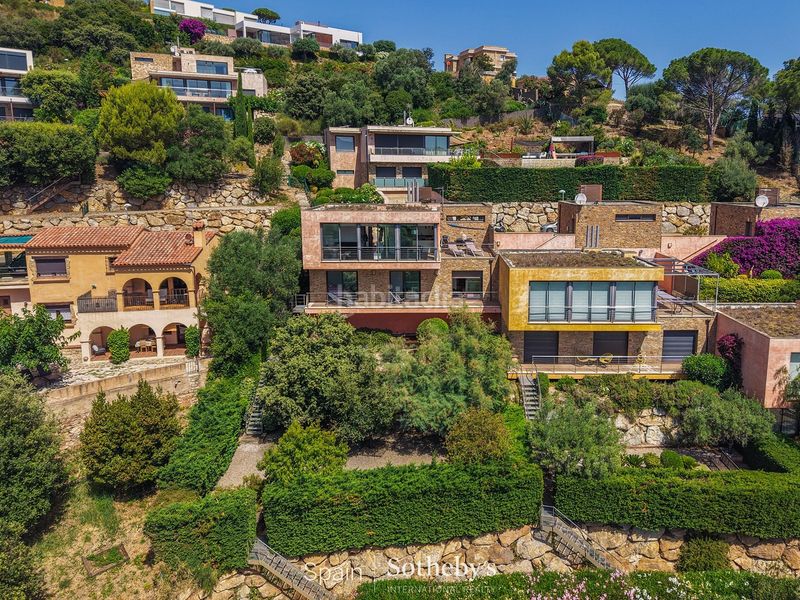 Foto 8b947641-9367-4111-832f-ca84d1b0f1b2. Casa aparellada amb aparcament piscina a Sa Riera-Sa Fontansa Begur
