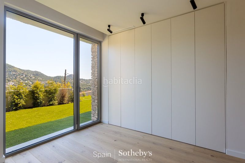 Foto c27bd338-b140-4c33-8508-a38affcd4b0a. Haus mit heizung parking pool in Cabrils