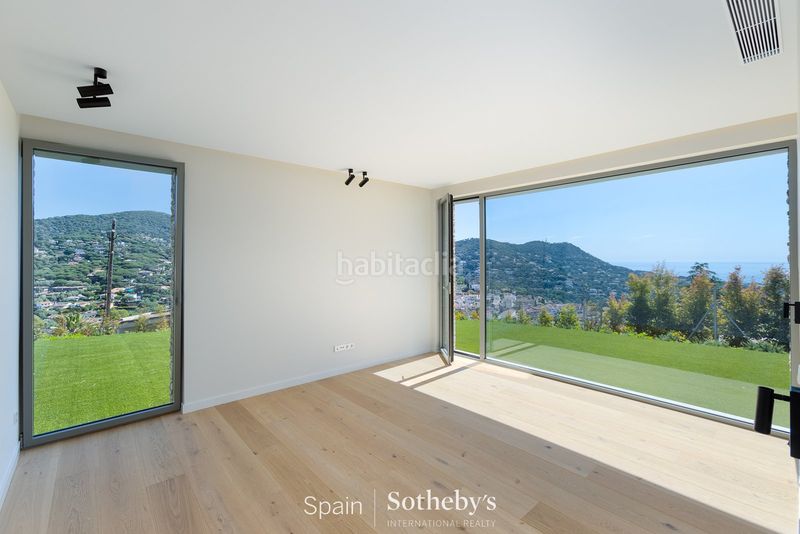 Foto d98b5f17-e5a5-4610-bc42-074f0a3d2d3e. Haus mit heizung parking pool in Cabrils