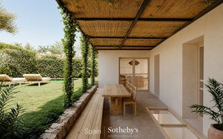 Casa en Begur. Casa con proyecto de reforma y acabados premium en begur