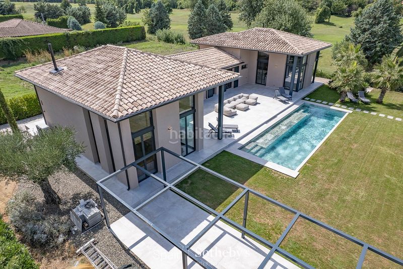 Foto 7b1cada2-22a2-48dc-8956-60c73e4a6a3e. Casa con parcheggio piscina in Navata