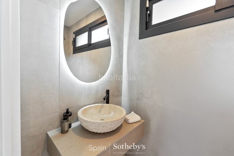 Foto c1b2806a-2f8a-4388-96e1-5e56586b4cc2. Casa con parcheggio piscina in Navata