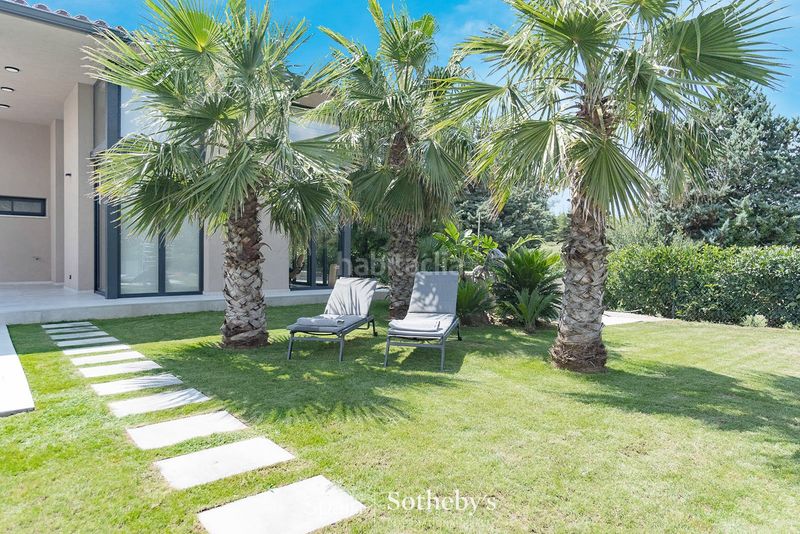 Foto e04c20bb-8f7e-462b-956f-1fd0266b417b. Casa con parcheggio piscina in Navata