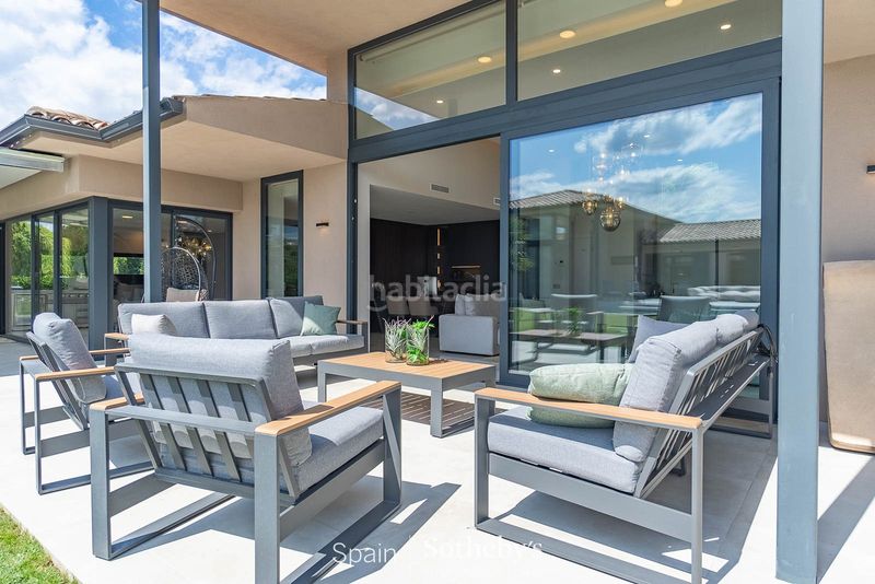 Foto 08cd4d74-d9ff-4863-8878-a99d214b5620. Maison avec parking piscine dans Navata
