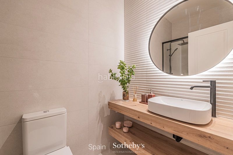 Foto 2f30f21d-1983-466b-97a4-40908ca66380. Apartament a L´Antiga Esquerra de l´Eixample Barcelona