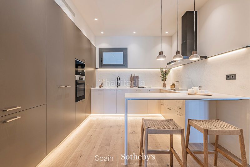 Foto 6bf74901-83b9-473f-bb70-9fec0a1e31dc. Apartament a L´Antiga Esquerra de l´Eixample Barcelona