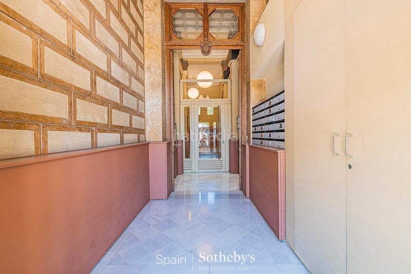 Foto b5f4d45c-3765-4c72-93a3-84051945ae7a. Apartament a L´Antiga Esquerra de l´Eixample Barcelona