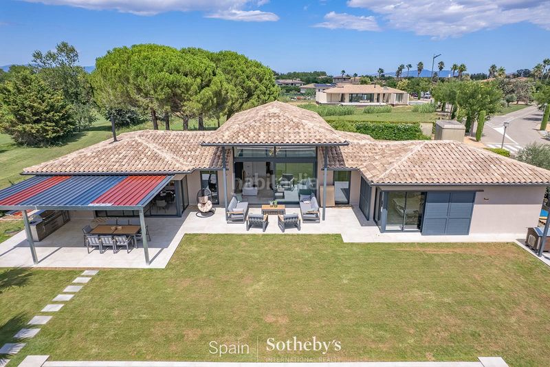 Foto a3b0f753-ac76-4d23-9b2f-8f4377e5ccc3. Casa amb aparcament piscina a Navata