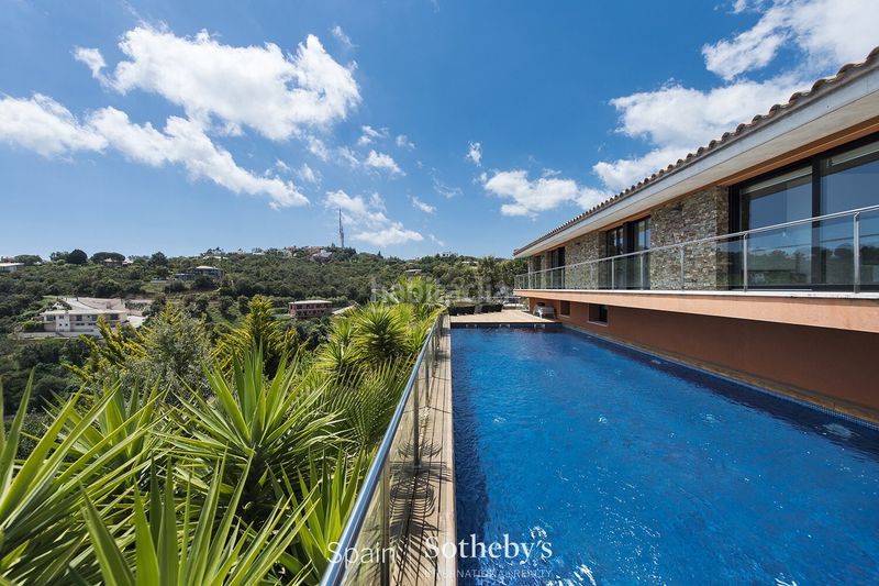 Foto f52d5f89-7df7-46fc-b1d2-ed15694d6e4a. Casa amb calefacció aparcament piscina a Urbanitzacions Platja d´Aro