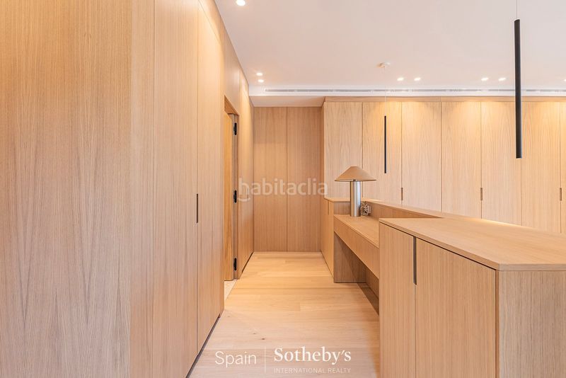 Foto 5fc7af1a-430f-4b2d-b8c1-5f7febb15ebc. Apartament amb calefacció a Dreta de l´Eixample Barcelona