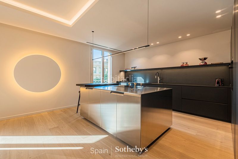 Foto 7ca6aded-b903-454f-a38c-06e2ef6d5c7a. Apartament amb calefacció a Dreta de l´Eixample Barcelona
