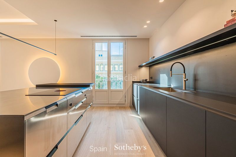 Foto c254bcf3-666b-4daa-b135-1b0421282543. Apartament amb calefacció a Dreta de l´Eixample Barcelona