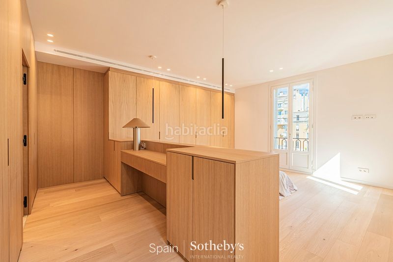Foto dee02f8b-e16f-4cb8-9d85-7bf23e65e489. Apartament amb calefacció a Dreta de l´Eixample Barcelona