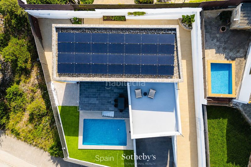 Foto 4d42d723-70b5-428c-b5bf-c104582248f7. Casa amb aparcament piscina a Canyelles