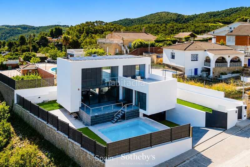 Foto 9ec94717-efae-41b1-a756-6ccd62e01745. Casa amb aparcament piscina a Canyelles