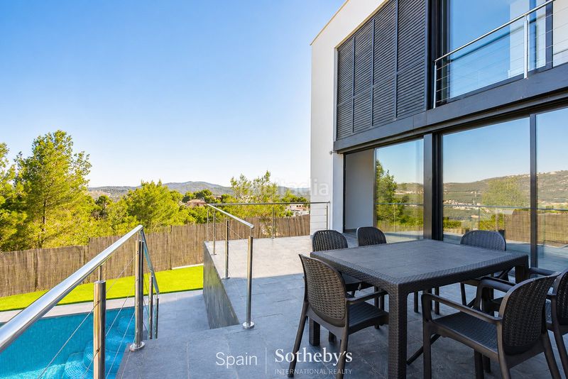 Foto b439584c-310f-4105-b7a7-e007009a2d33. Casa amb aparcament piscina a Canyelles