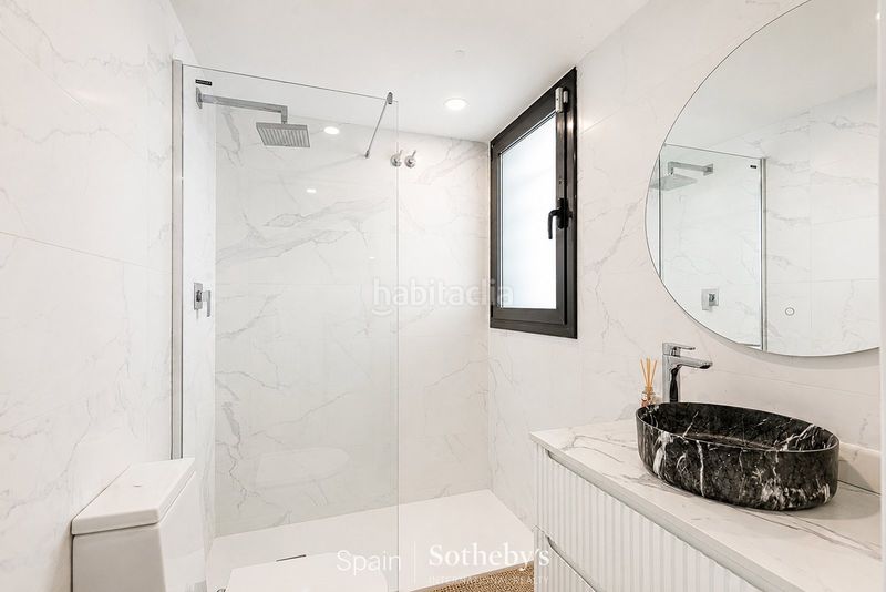 Foto cba3602c-f8b8-4912-be7e-42372df6ab3b. Casa amb aparcament piscina a Canyelles