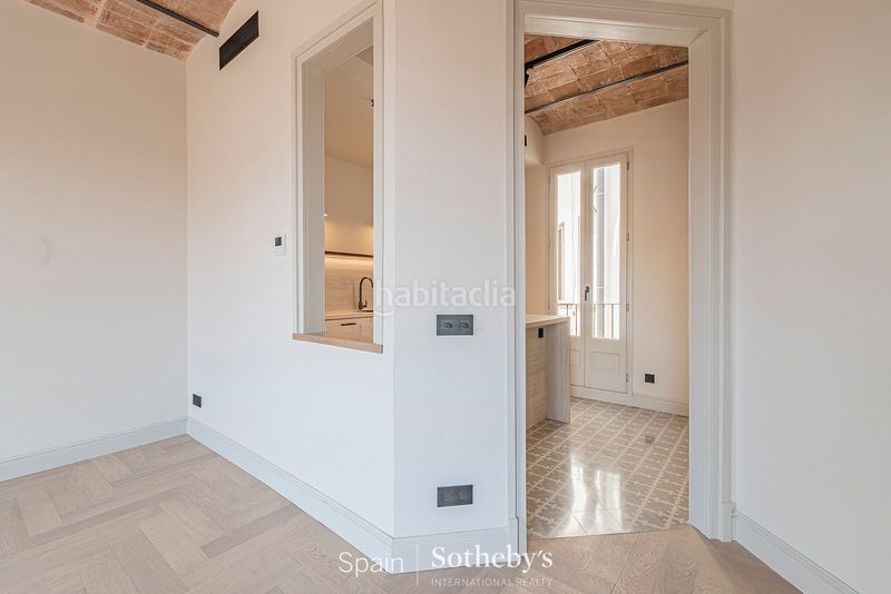 Foto b1f73418-2b70-4ca2-8f44-351257b967a6. Apartament a L´Antiga Esquerra de l´Eixample Barcelona