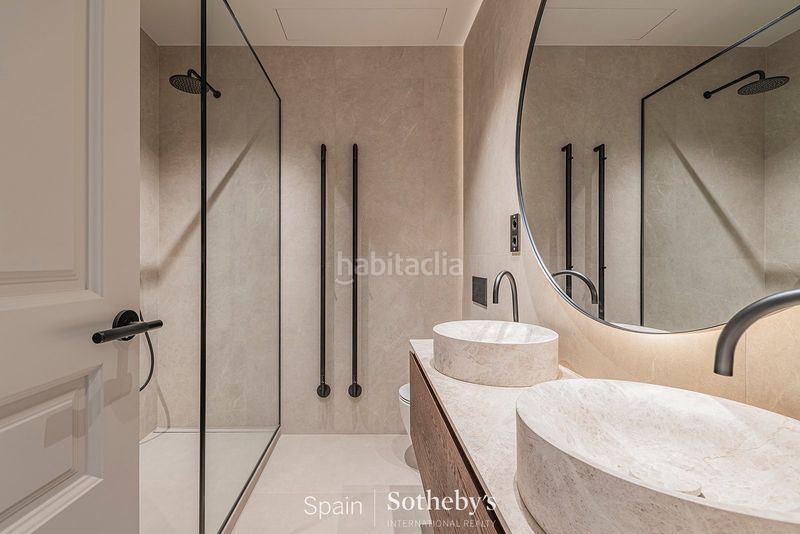 Foto ced89882-fcdc-43f3-8b25-6c1b5850e4e2. Apartament a L´Antiga Esquerra de l´Eixample Barcelona