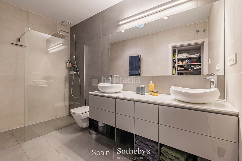 Foto cf5693d2-5526-4283-b926-e2814b0a7d93. Ático  en en edifico histórico en Centre Sant Just Desvern