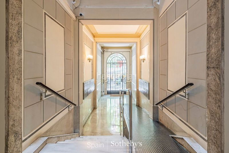 Foto f4a01a66-a616-4b8c-a160-aae6491aacf6. Apartament amb calefacció a L´Antiga Esquerra de l´Eixample Barcelona