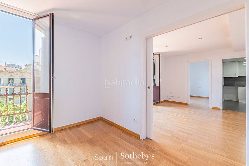 Foto 78da7314-c128-4998-9bb0-9b34b16b28a3. Apartament amb calefacció a L´Antiga Esquerra de l´Eixample Barcelona