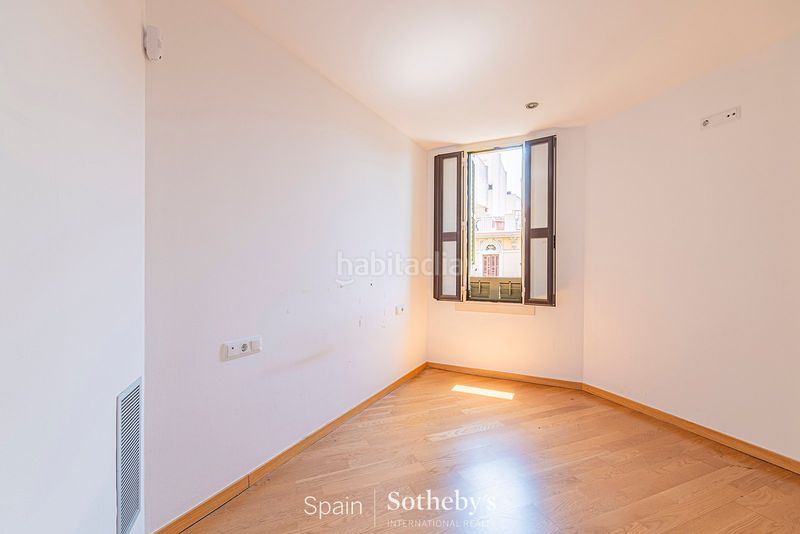 Foto fb254e65-3632-49f3-b2d8-2d2f6682fe74. Apartament amb calefacció a L´Antiga Esquerra de l´Eixample Barcelona