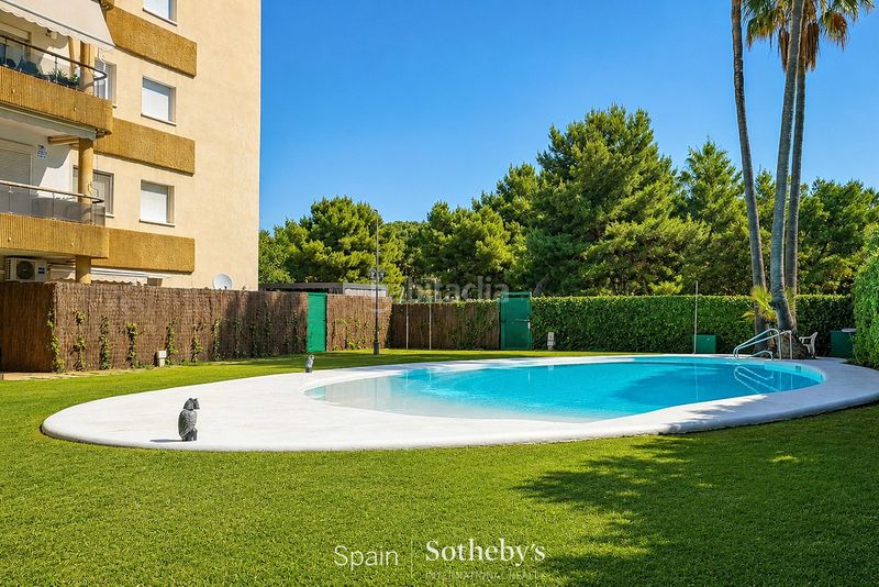 Foto 46bc6a60-f9c1-4596-8504-4ce8476c9ba3. Àtic amb calefacció aparcament piscina a Ametllers - Poble Sec Sitges