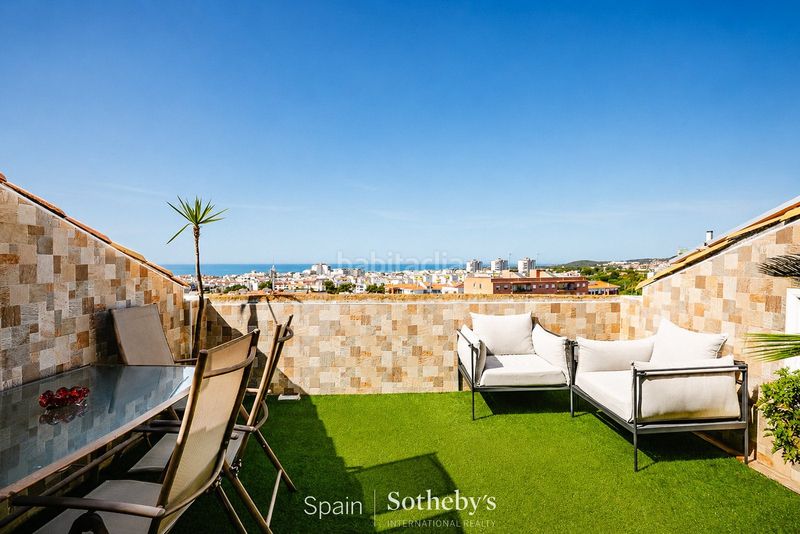 Foto c2b906ff-cd0e-4ea6-b111-94032712c303. Àtic amb calefacció aparcament piscina a Ametllers - Poble Sec Sitges