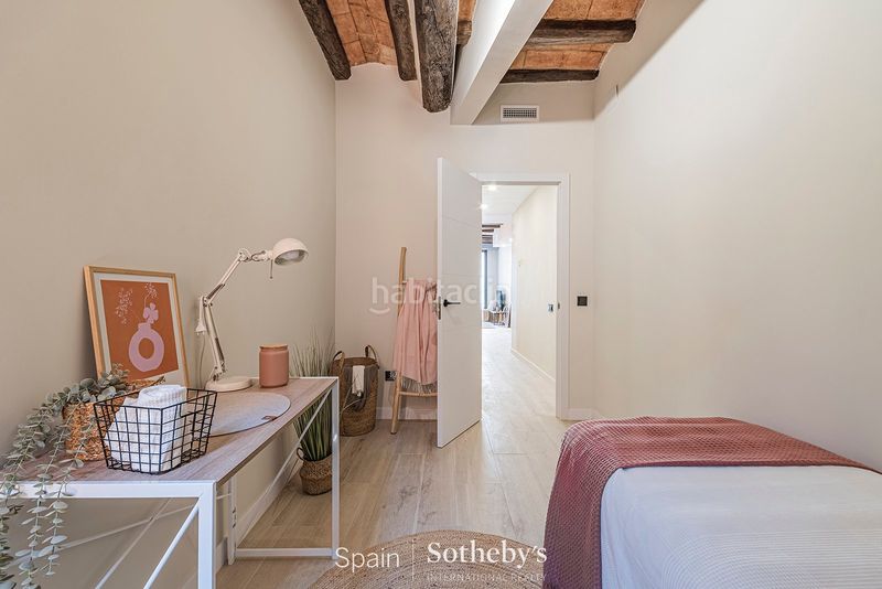 Foto 62e4c041-7d86-4335-8cbc-e98980f906bc. Apartament amb calefacció a Poblenou Barcelona