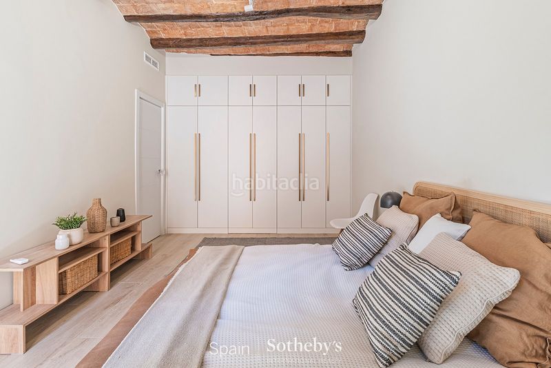 Foto ed2a4fc2-737d-4232-8983-03c33cead026. Apartament amb calefacció a Poblenou Barcelona