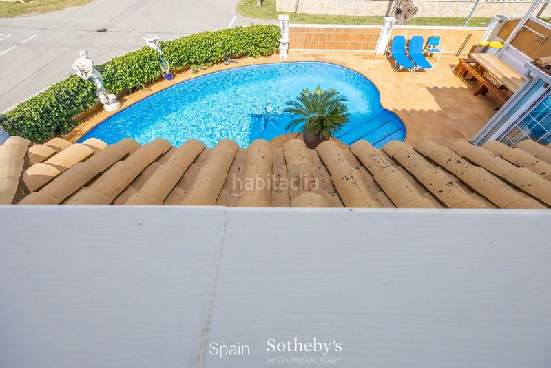 Foto 2c65afee-83ec-4b25-b207-607cb57c4282. Casa amb calefacció aparcament piscina a Requesens Empuriabrava