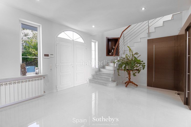 Foto 4d07af27-1e02-4e41-84c0-1b22163264b6. Casa amb calefacció aparcament piscina a Pau
