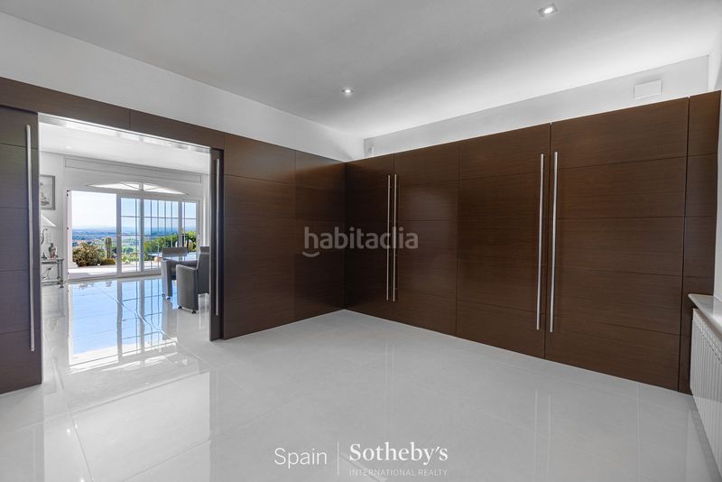 Foto 58e30c88-e63e-46b0-9af7-7a5153790308. Casa amb calefacció aparcament piscina a Pau