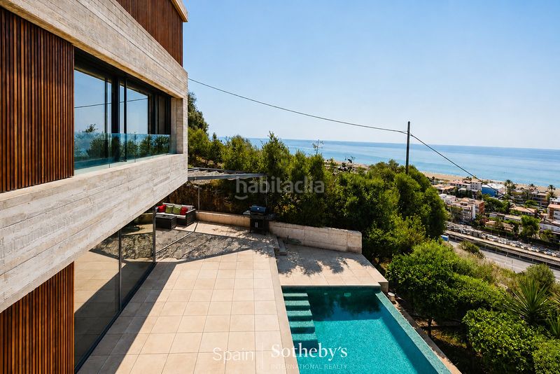 Foto 561f4d83-ba52-4e7d-9eb2-fb7cc95669a8. Casa amb calefacció aparcament a Bellamar Castelldefels
