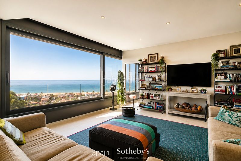 Foto b9e5e2f7-6abd-4270-a1bf-1724c0076961. Casa amb calefacció aparcament a Bellamar Castelldefels