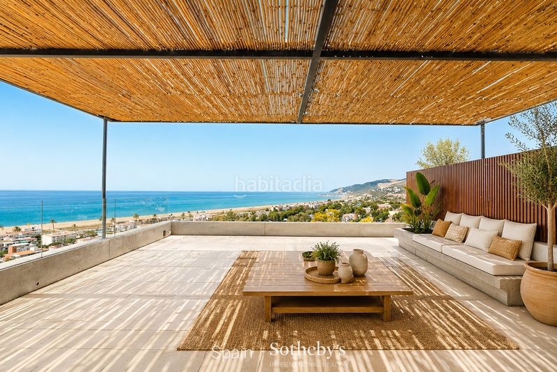 Foto f822553c-7c0a-4c72-8adb-7c0b3fec4f22. Casa amb calefacció aparcament a Bellamar Castelldefels